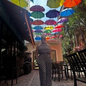 Meet your Posher, Emilia